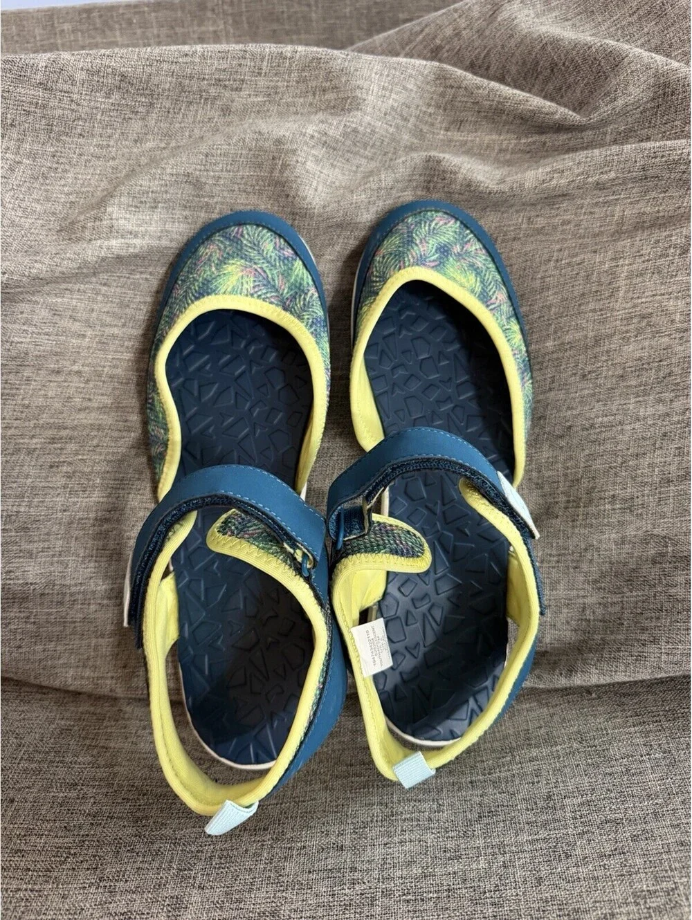 Lands End Water Shoes Big Girls Size 7 Blue Floral Mary Jane Beach lake Pool